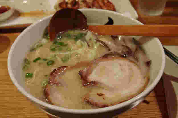 とんこつラーメン