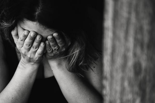 心が弱い人の特徴!弱い心・メンタルが弱いのを克服する方法のイメージ