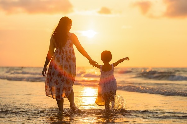 片親の子供の性格や特徴とは？片親が育てる時の注意点や子供への影響のイメージ