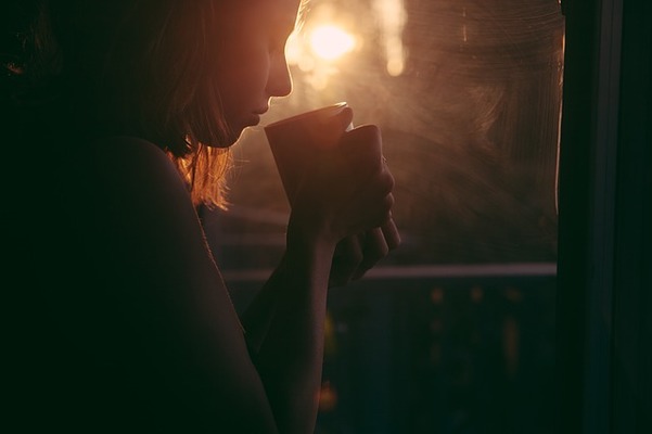 ほうじ茶のカフェインの含有量は?ほうじ茶はノンカフェインなの?のイメージ