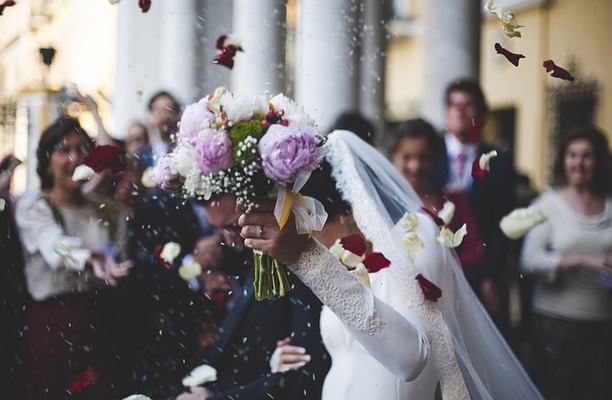 結婚は地獄なの?結婚生活が地獄だと感じる瞬間とは?のイメージ