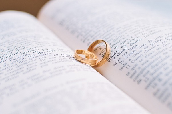 幾久しくの意味とは?結婚式などでの使い方を例文で紹介のイメージ