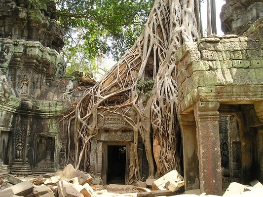 カンボジアの治安は安全?アンコールワット旅行の危険度や注意点も紹介のイメージ
