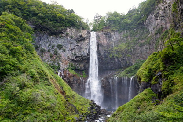 日光の華厳の滝は心霊スポット？怖い話や心霊写真が撮れる噂などを紹介のイメージ