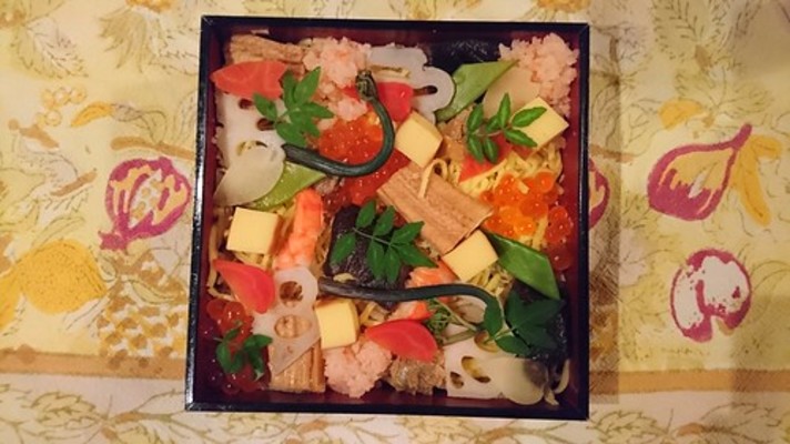 コストコの6種の海鮮ちらし寿司は美味しくておすすめ!値段や味の特徴も紹介のイメージ