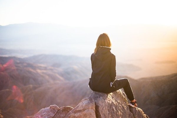 吉岡里帆の身長や体重は?サバ読みしてる?スタイル抜群で理想的な体型のイメージ