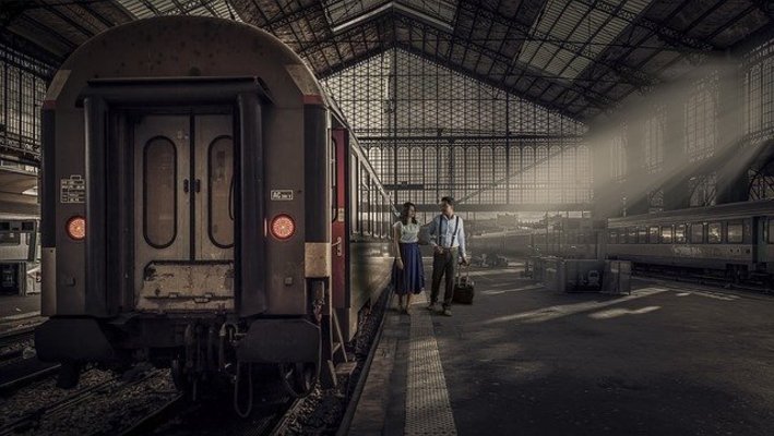 旦那が単身赴任で寂しい時の対処法!離れて暮らす妻は必見!のイメージ