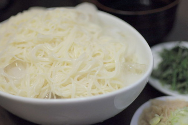 そうめんは太るの?太らないヘルシーメニューやカロリーも紹介のイメージ