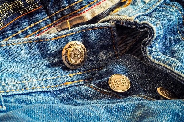 カシメの外し方と打ち方とは?ハトメとの違いも解説のイメージ