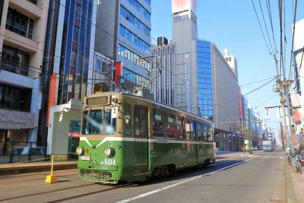 札幌を路面電車で巡る旅!地元民絶賛グルメを満喫!お得に電車観光するには?のイメージ