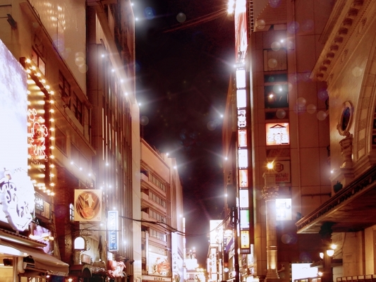 札幌の歓楽街「すすきの」を徹底紹介!夜も昼も楽しめる!地名ではない?のイメージ
