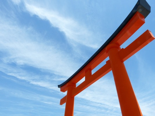 信濃神社は夫婦に大人気スポット!円満な結婚生活を手に入れよう!御朱印も!のイメージ