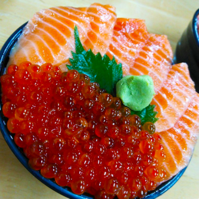 小樽・三角市場のおすすめ海鮮丼特集!各食堂の営業時間や人気メニューは? のイメージ