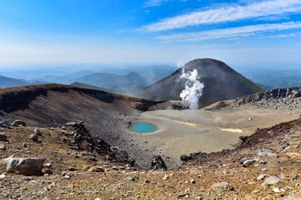 「雌阿寒岳」は自然溢れる活火山!初心者にもおすすめの登山ルートも開設!のイメージ