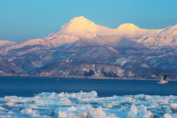 知床の冬の絶景「流氷」を満喫する方法!おすすめ時期や人気ツアーは?のイメージ