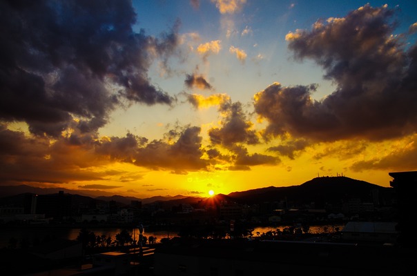 「プユニ岬」から流氷と夕日の感動的な絶景を!展望台へのアクセスは?のイメージ