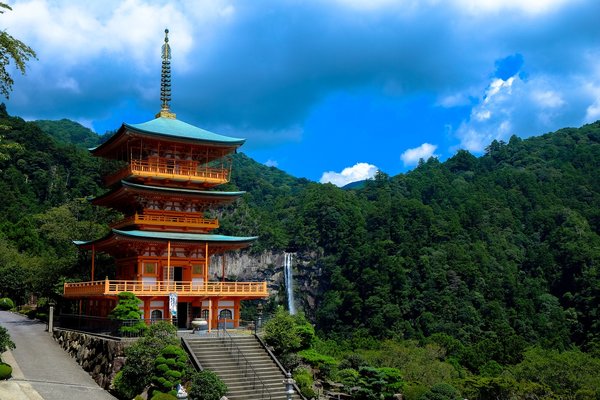 青森の有名な神社&お寺ランキングTOP22!御朱印やパワスポ巡りに!のイメージ