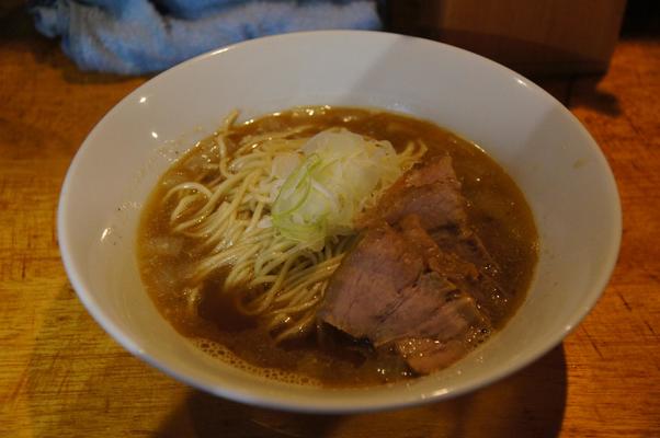 秋田・角館の「自家製麺 伊藤」は有名ラーメン店の本家!肉そばが絶品!のイメージ
