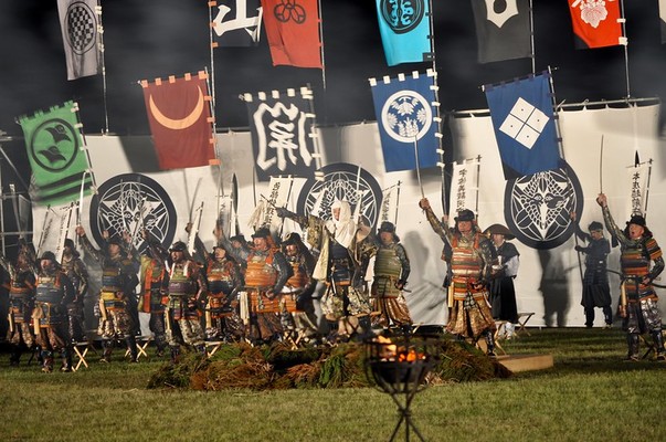 「米沢上杉まつり」は迫力満点の戦国時代が再現!駐車場や交通規制も解説!のイメージ