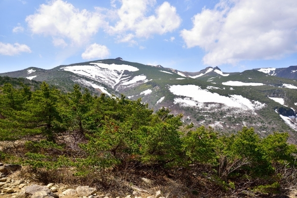 「安達太良山」は初心者にも人気の百名山!登山コースやロープウェイ情報!のイメージ