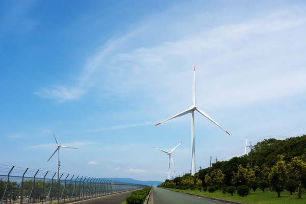 「オトンルイ風力発電所」で壮大な大地と風車を一望!ドライブにおすすめ!のイメージ