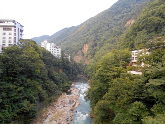 「穴原温泉」のおすすめ日帰り温泉&温泉旅館6選!泉質や料金も解説!のイメージ