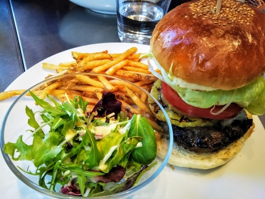 仙台で食べたい絶品ハンバーガー屋TOP15!元祖の老舗や人気店など!のイメージ