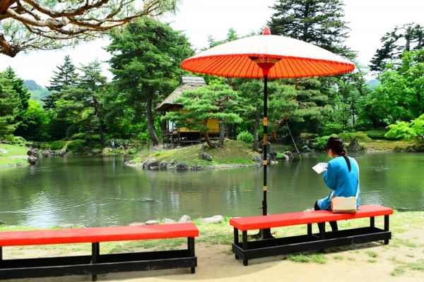 会津若松「御薬園」は美しい四季の絶景が彩る日本庭園!抹茶が絶品!のイメージ