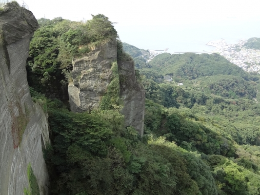 「霊山」は伊達市の最強パワースポット!登山情報や紅葉の絶景とは?のイメージ