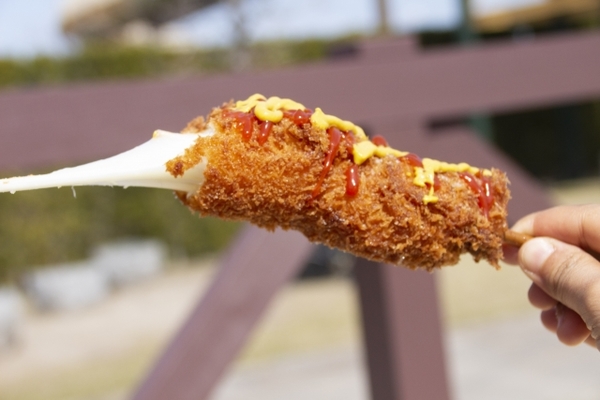 札幌で話題のチーズハットグが美味しいお店14選!食べ歩きにも人気!のイメージ