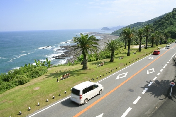 宮崎の日南海岸で絶景ドライブ!注目の観光スポットや絶品ランチを紹介!のイメージ