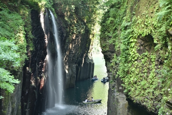 秘境の渓谷!高千穂峡の絶景観光ガイド!魅力を余すことなく満喫しよう!のイメージ