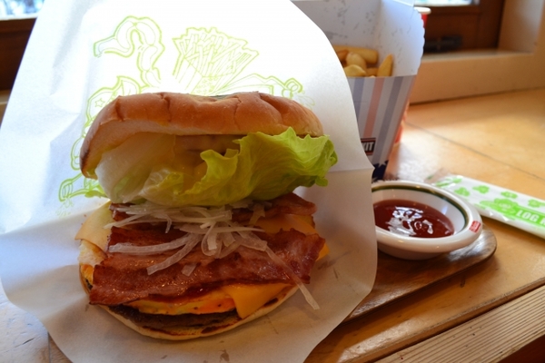 長崎民が厳選!佐世保バーガーのおすすめ店ランキングTOP15!のイメージ