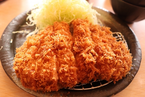 鹿児島「とんかつ川久」はとんかつの名店!行列必須の人気メニューとは?のイメージ