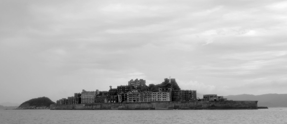 長崎の世界遺産「軍艦島」の歴史とは?強制連行や戦争との関係は?のイメージ