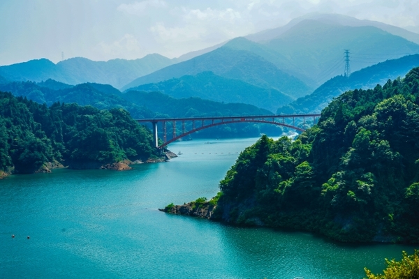 神奈川「虹の大橋」は自殺多発の心霊スポット!飛び降りが多い理由は?のイメージ