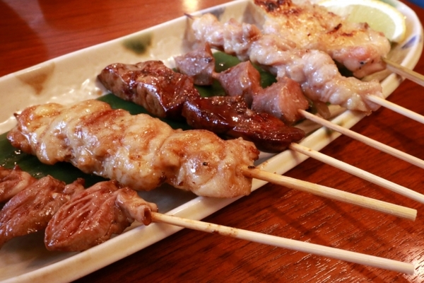「村崎焼鳥研究所」は福岡で定番の焼き鳥店!おすすめメニューを徹底調査のイメージ