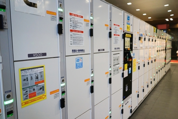 広島駅のコインロッカー計10箇所!サイズ/料金/場所や荷物預かり所を解説!のイメージ