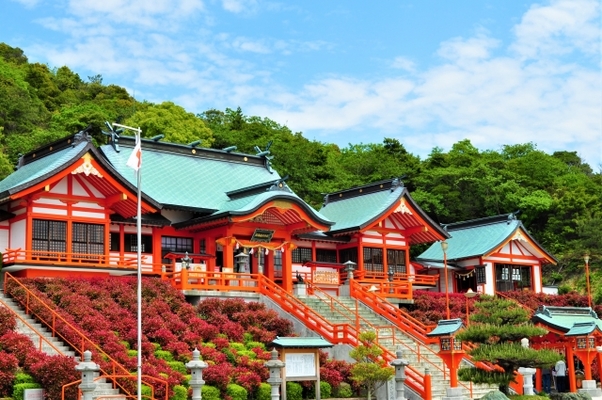 荘厳な千本鳥居!下関「福徳稲荷神社」の夕陽の絶景や御朱印&ご利益情報!のイメージ