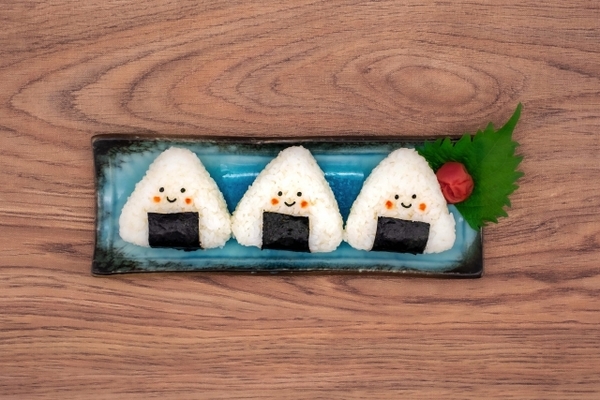 「むすび むさし」は広島県民愛するおにぎりの名店!メニュー&店舗情報!のイメージ
