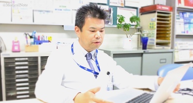 AGAの治療で髪の毛は増える? 皮膚科でのAGA治療と薬剤の効果、費用について