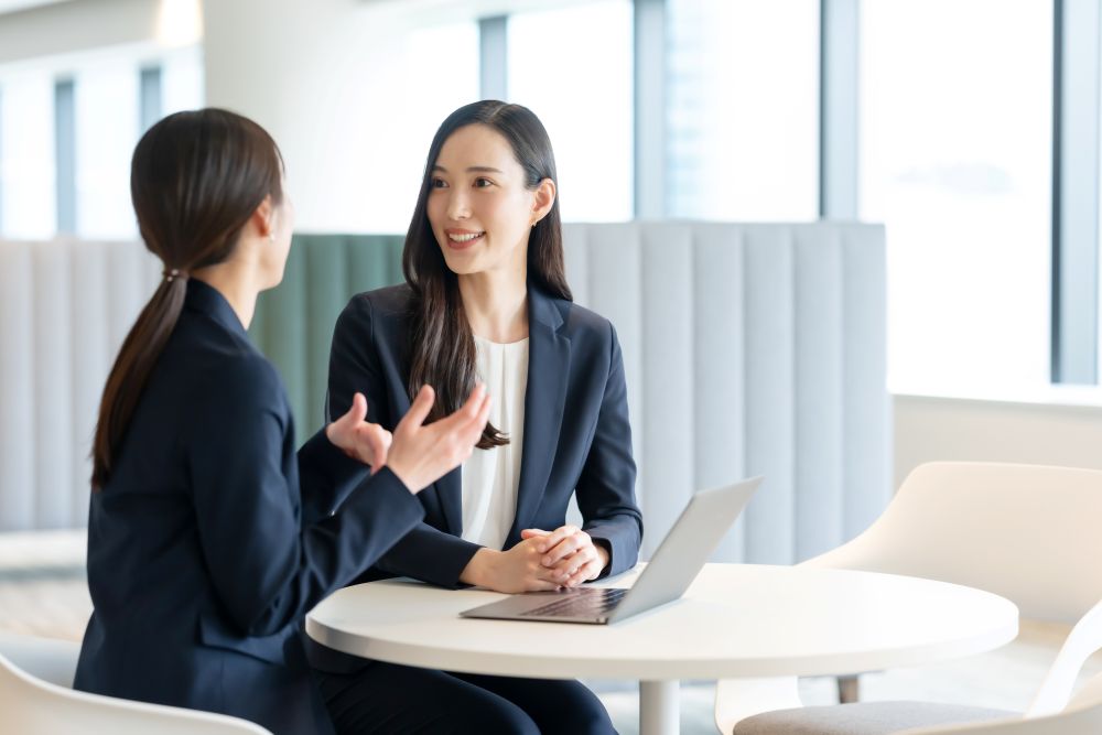 メンター育成の重要性とは?求められるスキルや育成のポイントも紹介 | オンライン研修・人材育成 - Schoo(スクー)法人・企業向けサービス