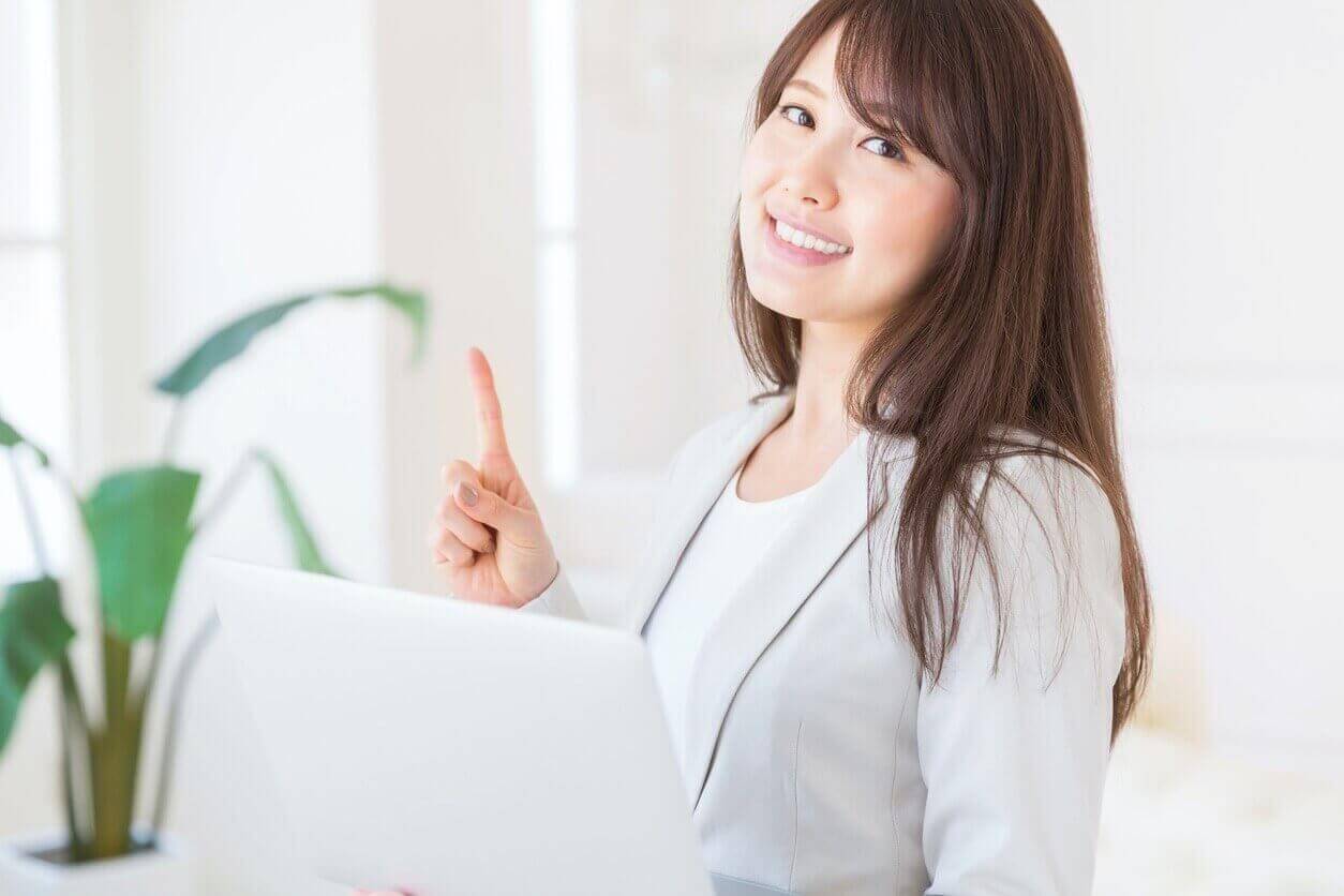 eラーニングのメリットとは?研修における活用ポイントを解説 | オンライン研修・人材育成 - Schoo(スクー)法人・企業向けサービス