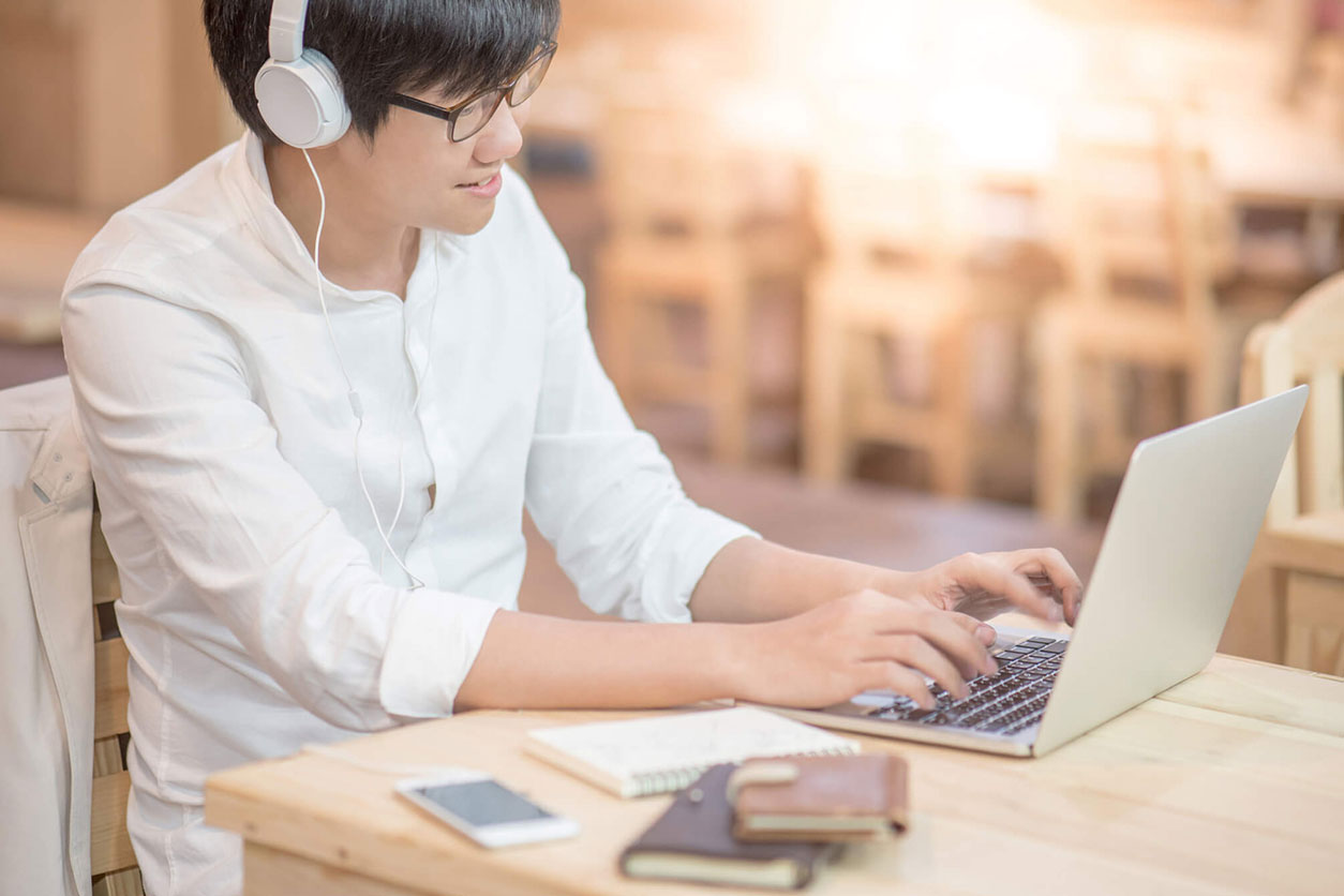 社内研修を加速させるeラーニングサービスとは?無料視聴あり | 社員研修・人材育成eラーニング - Schoo(スクー)法人・企業向けサービス