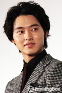 山﨑賢人