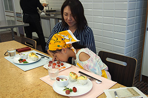 生のものと焼いたもの、匂いはどうかな?