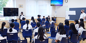 学園祭で「学術的なプレゼンテーション」!?中学1年生の大きなチャレンジ