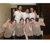 仕事をしていく上で、職場環境はとっても大切ですよね！スタッフの年齢が近いから、いつも楽しく働いてます♪