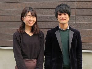 お話をうかがった、株式会社Pictors & Company代表取締役社長兼CEOの水口史椰さん(右)と、プロジェクトマネージャーの小松美貴さん(左)。「コンセプト設計など、気軽にご相談ください。空間を使ってライフスタイルを提案したいと考えています」とお二人。20代の若い感性を活かした賃貸住宅提案に期待したい