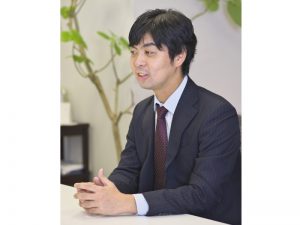 <b>菅田 修</b>:(株)三井住友トラスト基礎研究所 副主任研究員。早稲田大学理工学部建築学科卒業、同大学院ファイナンス研究科修了。主に、賃貸マンションの賃料予測を中心とした住宅市場全般や、各プロパティタイプの期待利回り予測等の不動産投資市場に加え、「不動産としてのデータセンター」をキーワードにニューアセットへの投資動向についても精力的に調査・分析を行っている